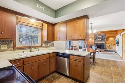 9959 W Conrad St, Hales Corners, WI 53228 - Photo 5