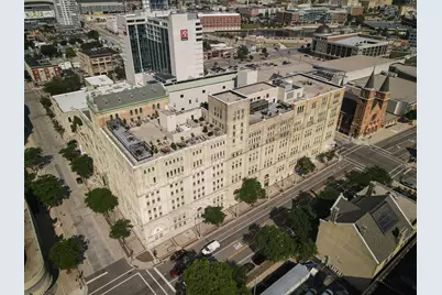 270 E Highland Ave #916, Milwaukee, WI 53202 - Photo 43