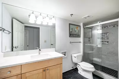 270 E Highland Ave #916, Milwaukee, WI 53202 - Photo 23