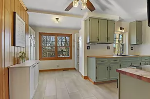 9105 Gittings Rd, Racine, WI 53406 - Photo 7