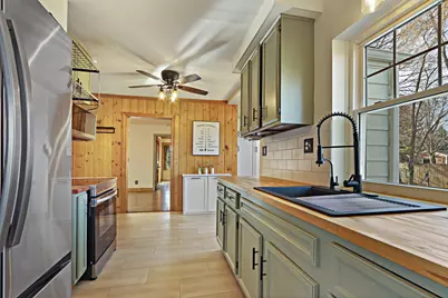 9105  Gittings Rd, Racine, WI 53406 - Photo 5