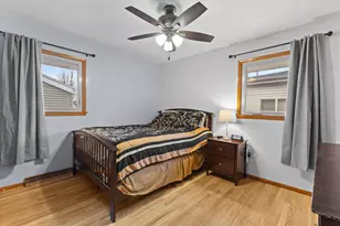 9300 W Eden Pl, Milwaukee, WI 53228 - Photo 17