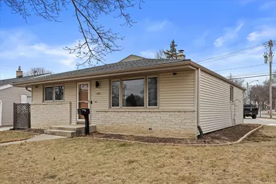 9300 W Eden Pl, Milwaukee, WI 53228 - Photo 3