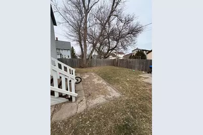 233  Frank Ave, Racine, WI 53404 - Photo 21