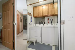 N114W16484 Crown Ct, Germantown, WI 53022 - Photo 21