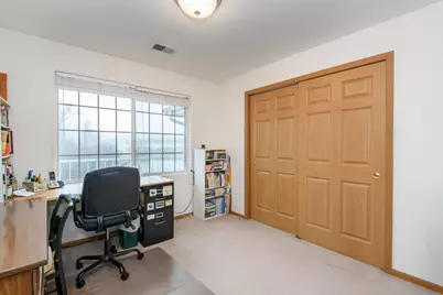 16484 W Crown Ct, Germantown, WI 53022 - Photo 19