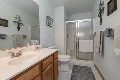 16484 W Crown Ct, Germantown, WI 53022 - Photo 13