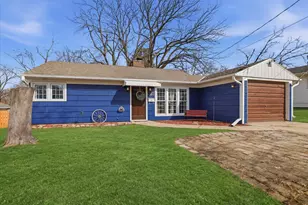 1011 Aurora St, Waukesha, WI 53186 - Photo 3