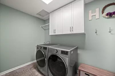 2321 E Cody Ct, Oak Creek, WI 53154 - Photo 25