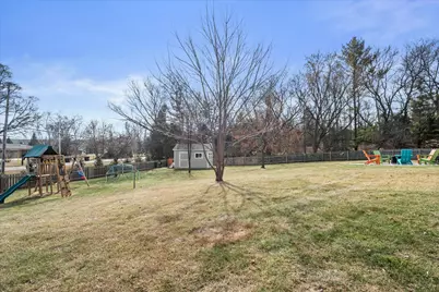 2321 E Cody Ct, Oak Creek, WI 53154 - Photo 37