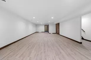 4631 Ridge Ct, Manitowoc, WI 54220 - Photo 37