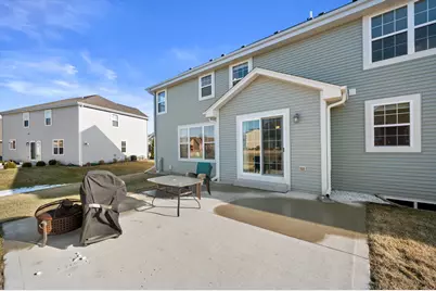 W153N4899  Orchid Cir, Menomonee Falls, WI 53051 - Photo 3