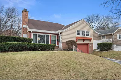 10529 W Grantosa Dr, Wauwatosa, WI 53222 - Photo 21