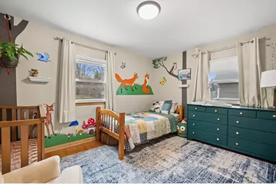 10529 W Grantosa Dr, Wauwatosa, WI 53222 - Photo 15