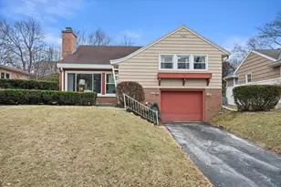 10529 W Grantosa Dr, Wauwatosa, WI 53222 - Photo 1