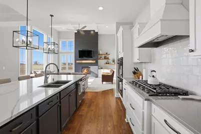 3082  Monona Ct, Summit, WI 53066 - Photo 11