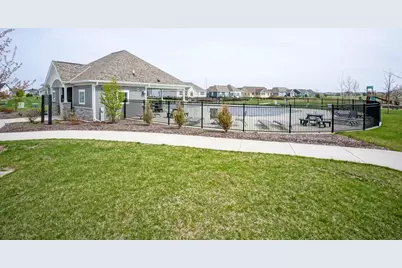 3082  Monona Ct, Summit, WI 53066 - Photo 41