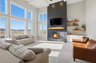 3082 Monona Ct, Summit, WI 53066 - Photo 7