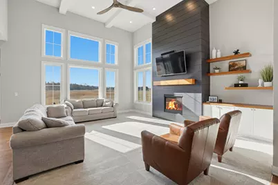 3082  Monona Ct, Summit, WI 53066 - Photo 5