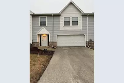 340  Jennifer Ln, Brookfield, WI 53045 - Photo 1