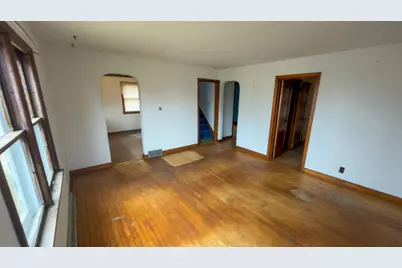 265  Charlevoix St, Marquette, WI 53947 - Photo 9