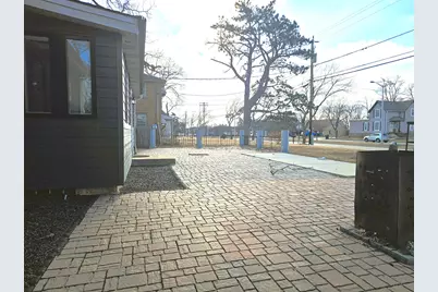 4464 S Whitnall Ave, Saint Francis, WI 53235 - Photo 5