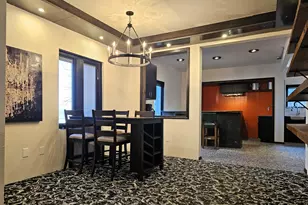 4464 S Whitnall Ave, Saint Francis, WI 53235 - Photo 17