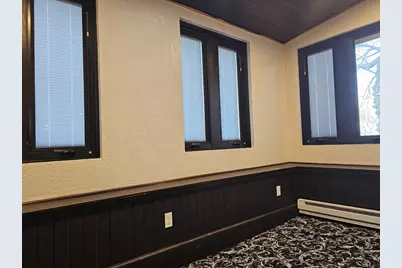 4464 S Whitnall Ave, Saint Francis, WI 53235 - Photo 27