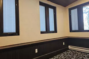 4464 S Whitnall Ave, Saint Francis, WI 53235 - Photo 27