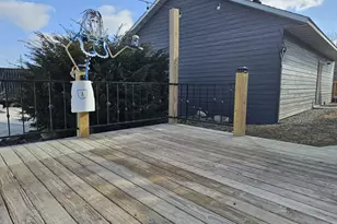 4464 S Whitnall Ave, Saint Francis, WI 53235 - Photo 9