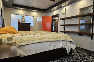 4464 S Whitnall Ave, Saint Francis, WI 53235 - Photo 31