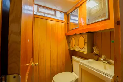 2415 W Morgan Ave, Milwaukee, WI 53221 - Photo 19