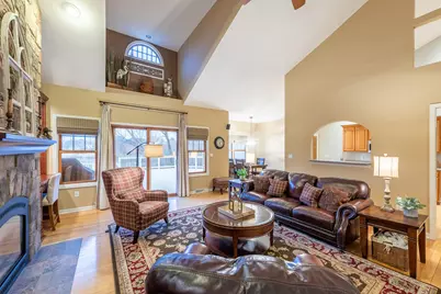 8442  E Ridge Dr, Pleasant Prairie, WI 53158 - Photo 7