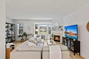 208 E Reservoir Ave, Milwaukee, WI 53212 - Photo 13