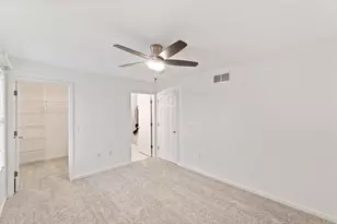 208 E Reservoir Ave, Milwaukee, WI 53212 - Photo 27