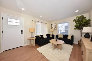 3165 N 87th St, Milwaukee, WI 53222 - Photo 3