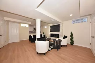 3165 N 87th St, Milwaukee, WI 53222 - Photo 21