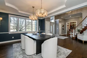 W305N2808 Foxwood Ct, Delafield, WI 53072 - Photo 13