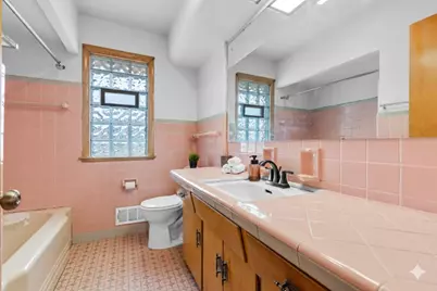 3927 N 77th St, Milwaukee, WI 53222 - Photo 13