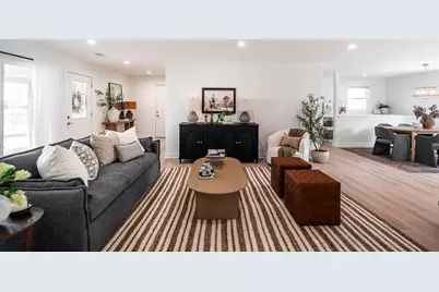 805 N Oakwood Ave, Oconomowoc, WI 53066 - Photo 7