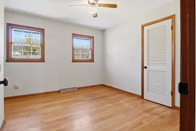 8541 W Midland Dr, Greendale, WI 53129 - Photo 21