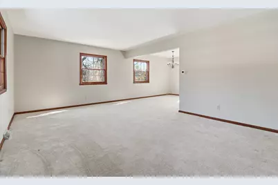 8541 W Midland Dr, Greendale, WI 53129 - Photo 9