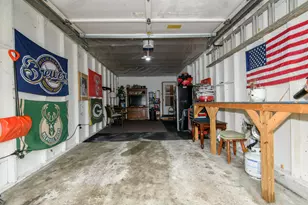 9880 W Puetz Rd, Franklin, WI 53132 - Photo 39