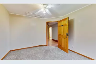 401  Host Dr, Lake Geneva, WI 53147 - Photo 21