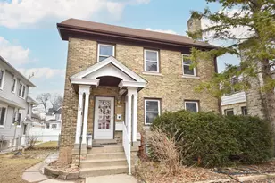 1112 S 77th St, West Allis, WI 53214 - Photo 3