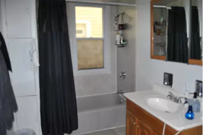 2865 N Cramer St #2867, Milwaukee, WI 53211 - Photo 7