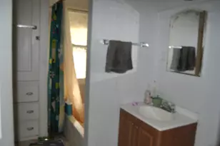 2865 N Cramer St, Milwaukee, WI 53211 - Photo 5