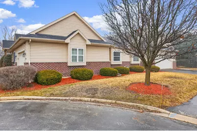 2832 E Somers Ct, Cudahy, WI 53110 - Photo 3