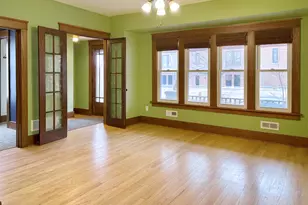 3041 S 11th St, Milwaukee, WI 53215 - Photo 7