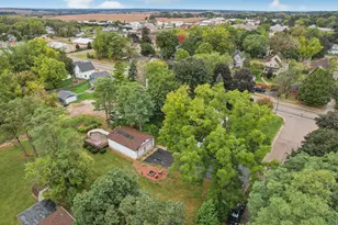 217 S Lincoln St, Elkhorn, WI 53121 - Photo 59